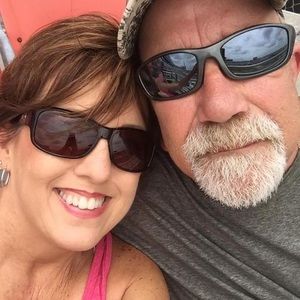 Meet your Posher, Dana